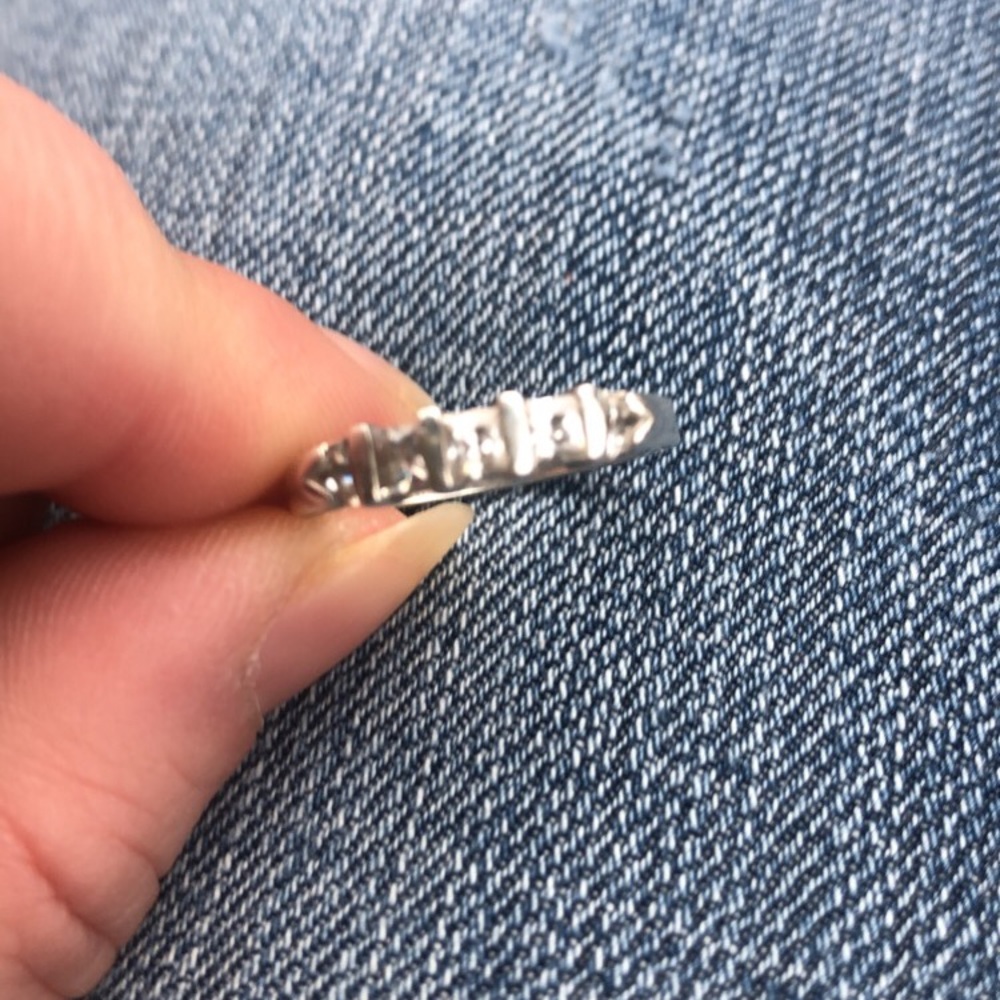 Sterling silver ring - Picture 2 of 2